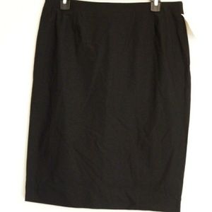 Balck skirt elastic 🌸 Charter Club bellow knee